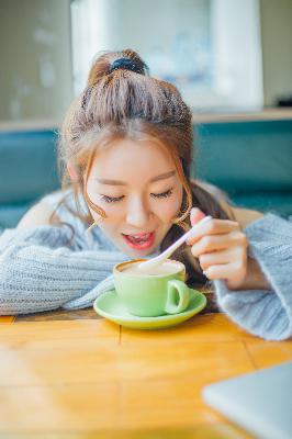 四个熟妇的秘密？高清视频资源真的免费吗？！