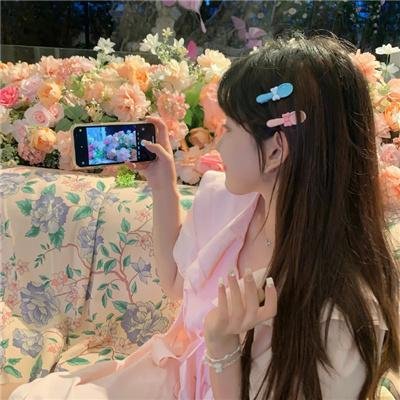 芝加哥派对阿姨第二季 海报